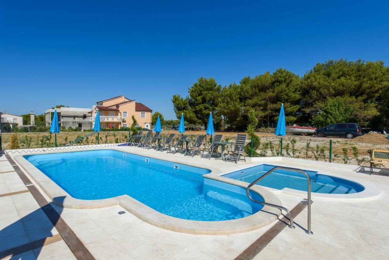 Apartments San Jozef Trogir Exterior foto